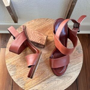 Vince Haley Leather Whiskey Two-Band Wooden Sandals sz: 9